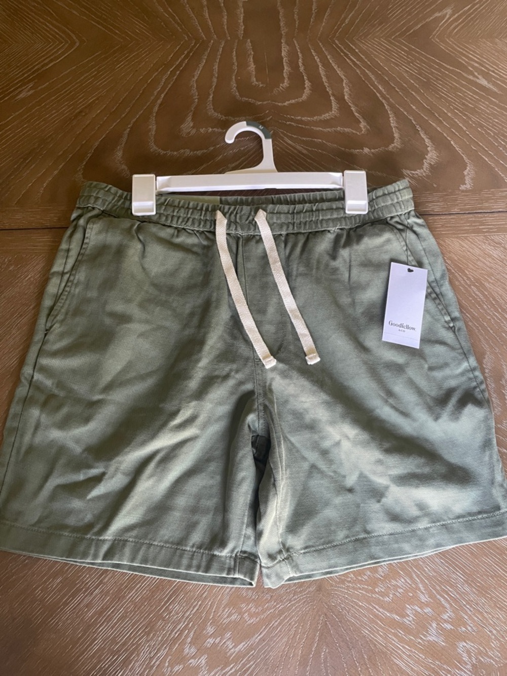 Goodfellow & Co Olive Green Pull-On Shorts (M)